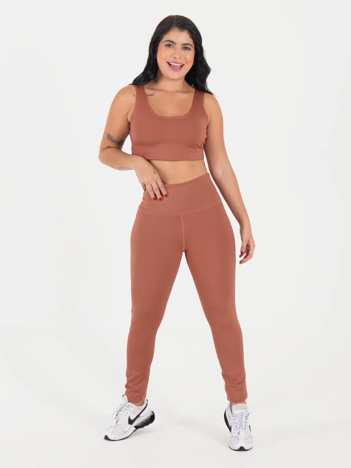 CONJUNTO DEPORTIVO UNICOLOR PREMIUM