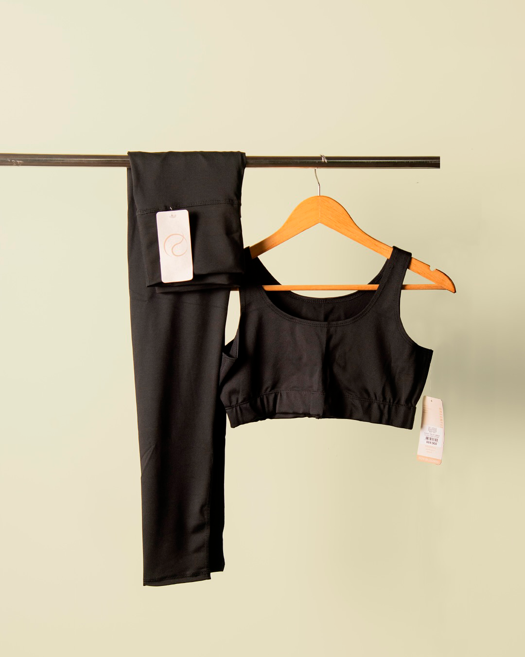 CONJUNTO DEPORTIVO UNICOLOR PREMIUM