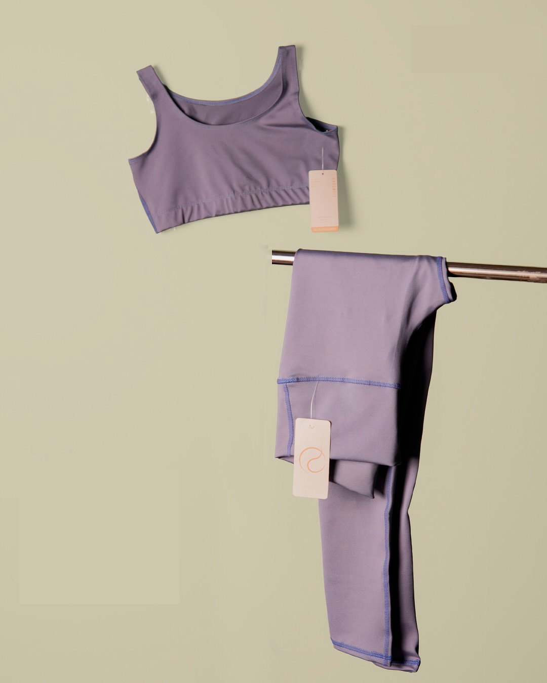 CONJUNTO DEPORTIVO UNICOLOR PREMIUM