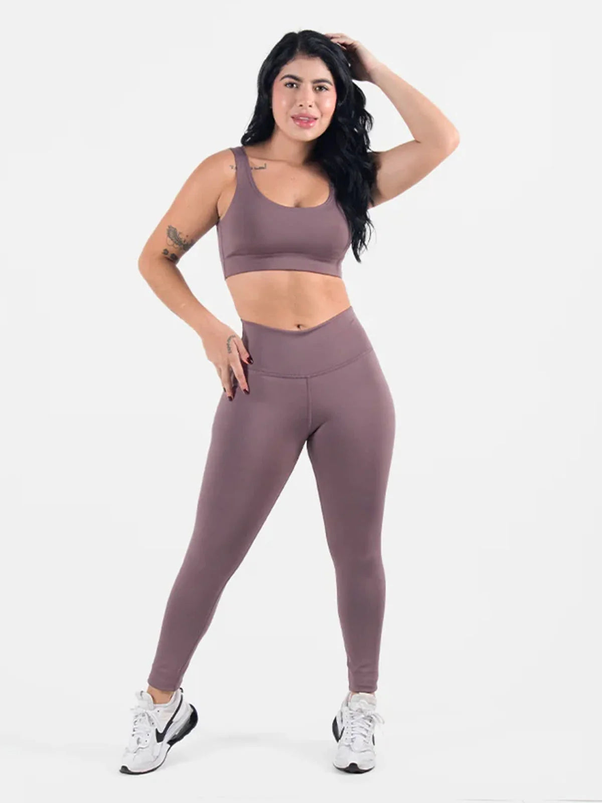 CONJUNTO DEPORTIVO UNICOLOR PREMIUM