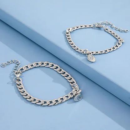 Pulsera para parejas Magnética con dije de corazón